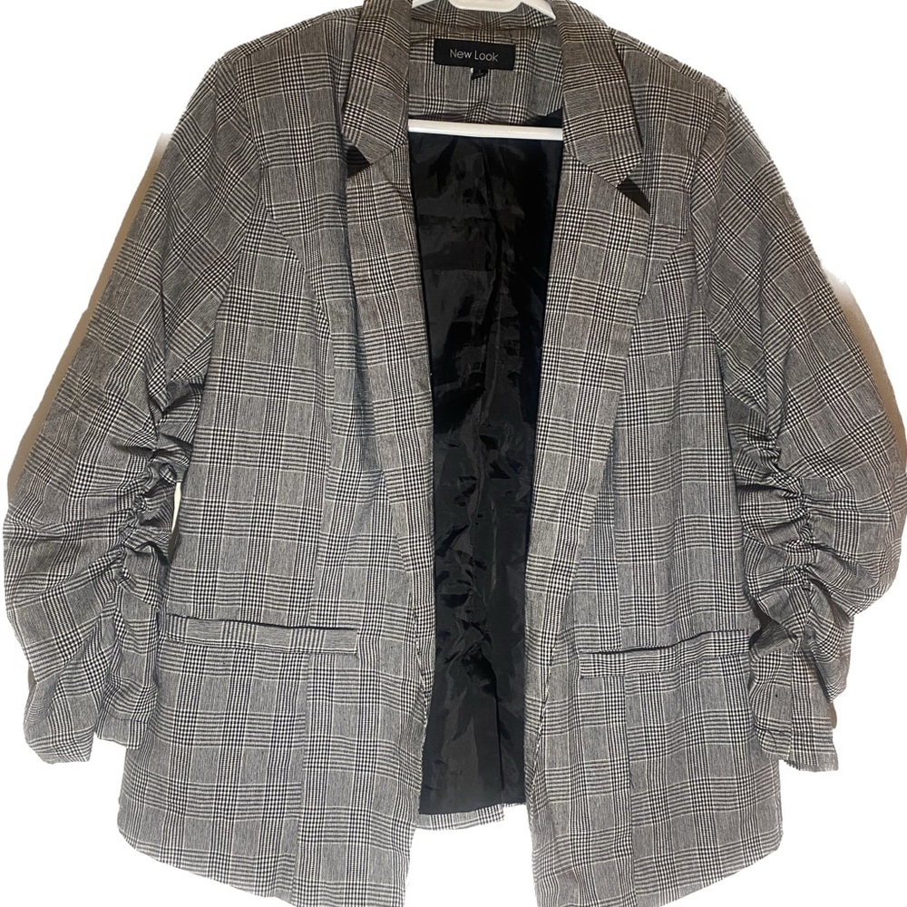 Grey/Black/White patterned Women’s Causal Blaser